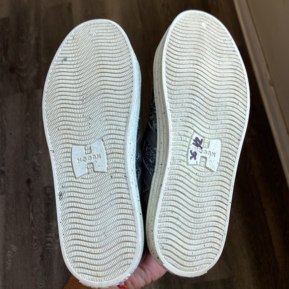 HOGAN - Picture 11 of 17